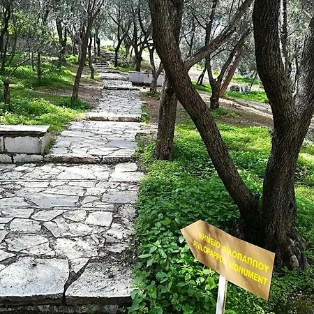 Spacious Near Acropolis With Roof Garden Athènes
